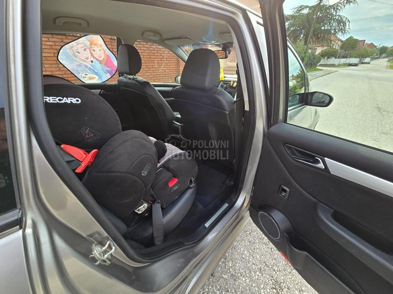 Mercedes Benz B 150 TNG