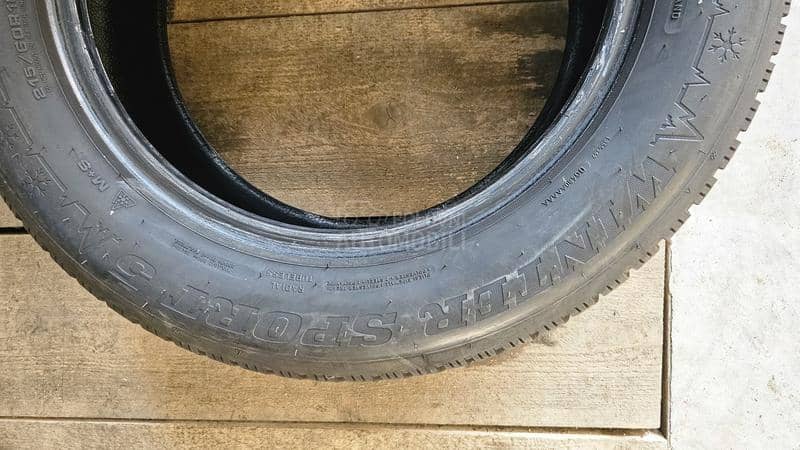 Dunlop 215/60 R16 Zimska