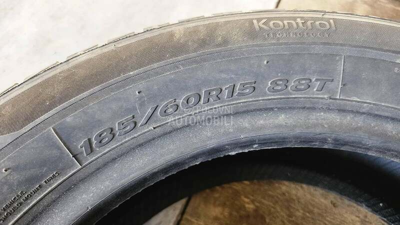 Hankook 185/60 R15 Zimska