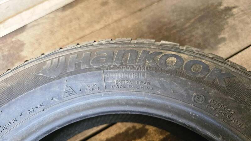 Hankook 185/60 R15 Zimska