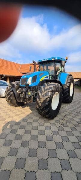 New Holland T7550