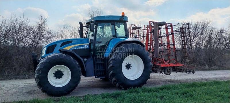New Holland T7550