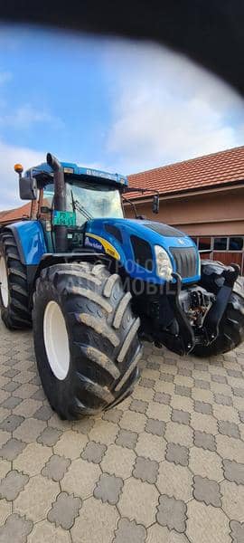 New Holland T7550