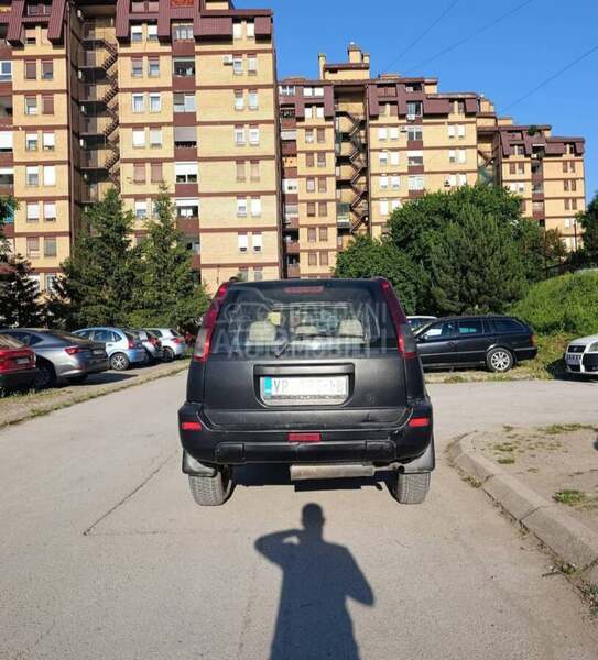 Nissan X-Trail 