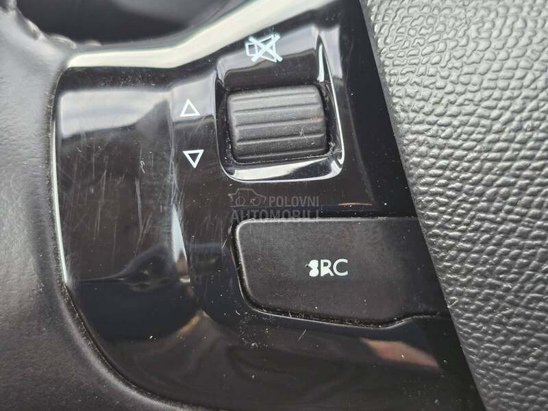Peugeot 308 1.6 e hdi