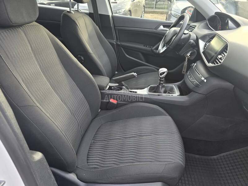 Peugeot 308 1.6 e hdi