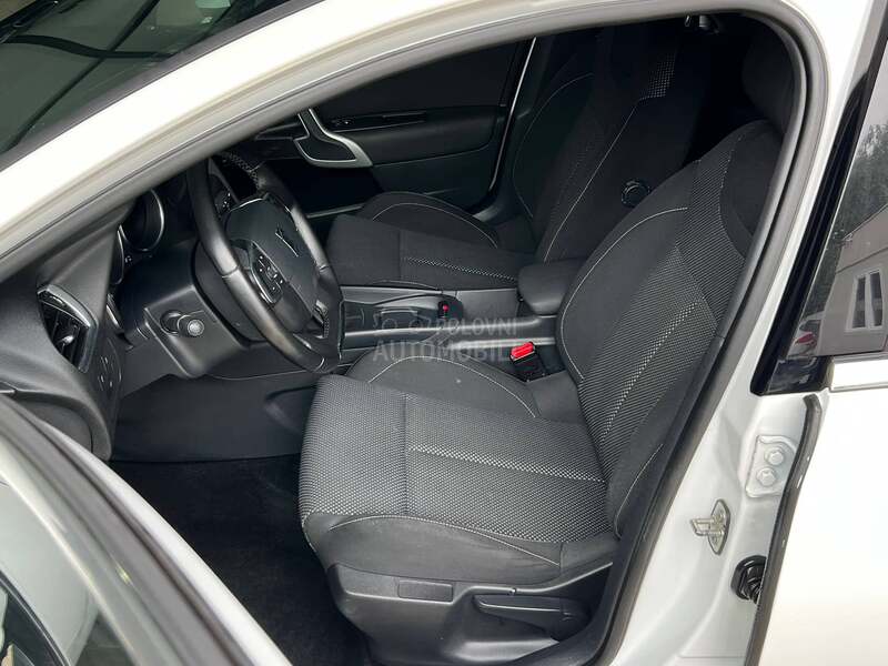 Citroen DS4 CH 114000 k.m.