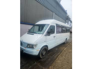Mercedes Benz Sprinter 