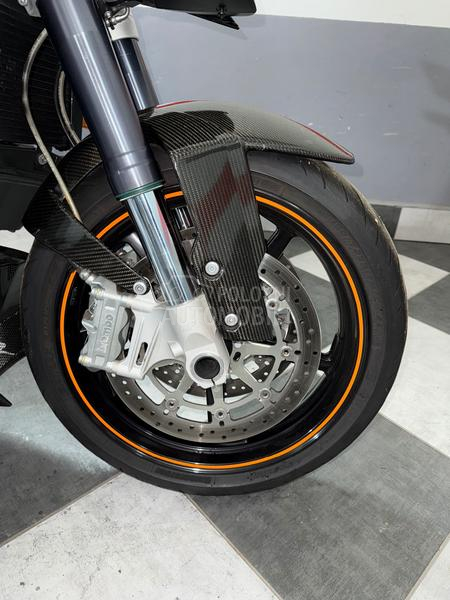 KTM Super Duke 990 rest