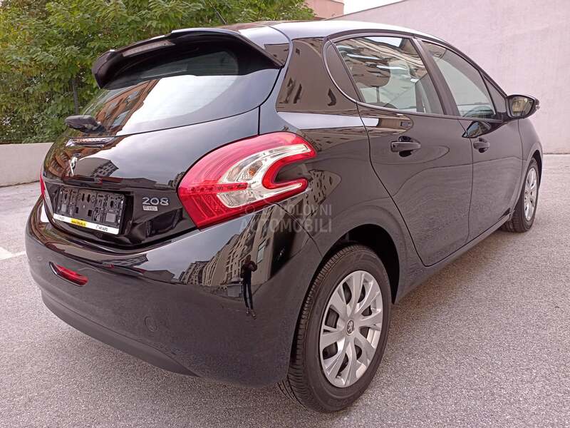 Peugeot 208 1.6 eHDI iz Švajc.