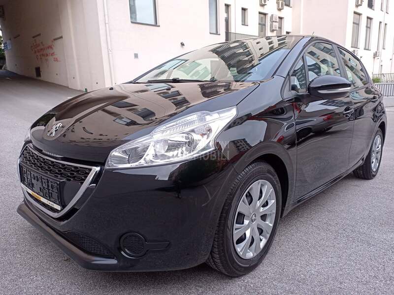 Peugeot 208 1.6 eHDI iz Švajc.