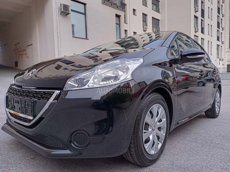 Peugeot 208 1.6 eHDI iz Švajc.