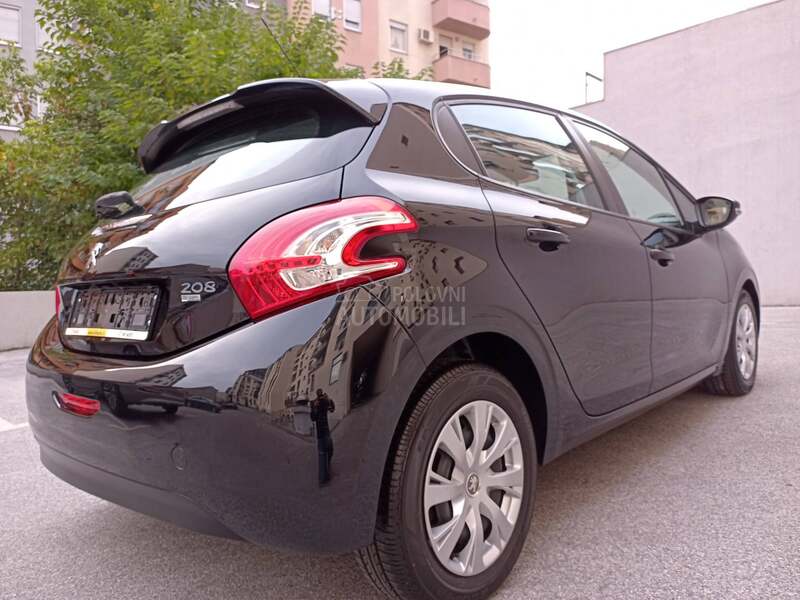 Peugeot 208 1.6 eHDI iz Švajc.