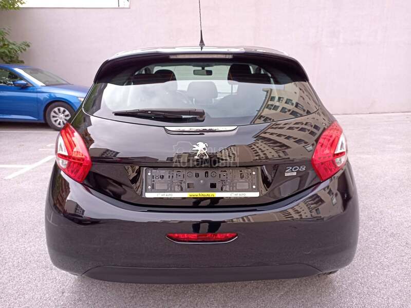 Peugeot 208 1.6 eHDI iz Švajc.