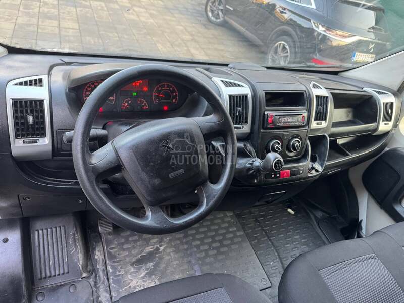 Peugeot Boxer 