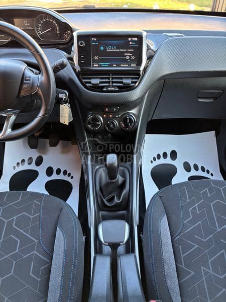 Peugeot 2008 1.6 hdi T O P