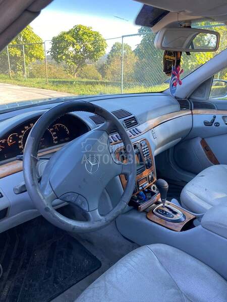 Mercedes Benz S 320 3.2 v6