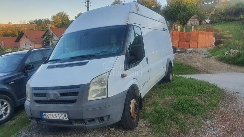 Ford Transit 4600 jambo