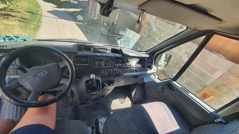 Ford Transit 4600 jambo