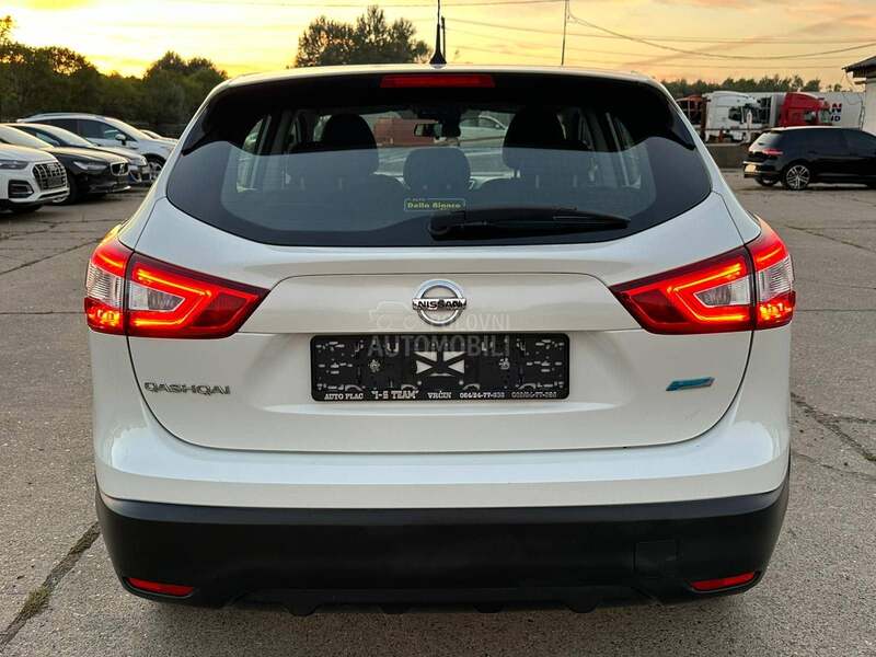 Nissan Qashqai 1.5DCI VISIA CONNECT