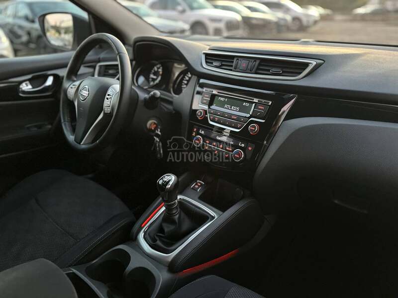 Nissan Qashqai 1.5DCI VISIA CONNECT