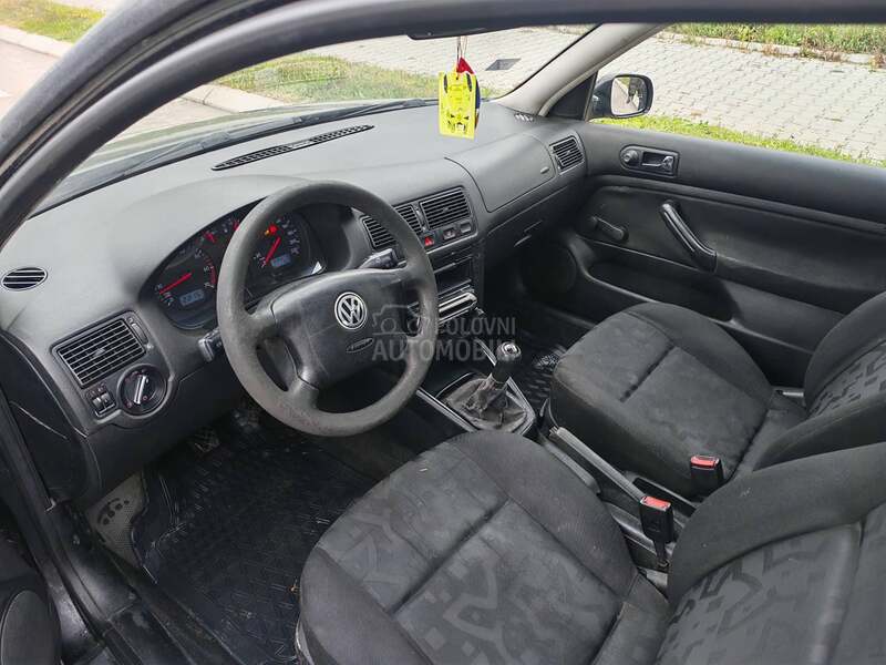 Volkswagen Golf 4 1.4 16v