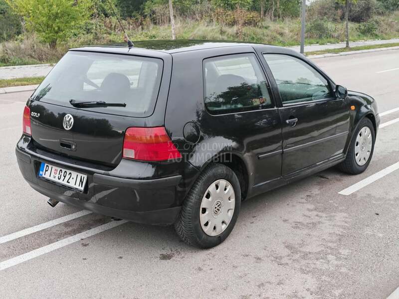 Volkswagen Golf 4 1.4 16v
