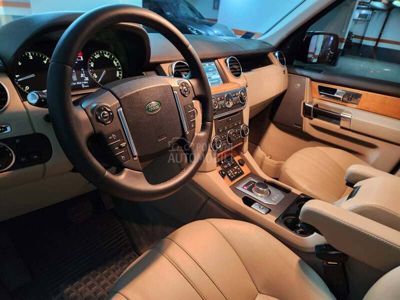 Land Rover Discovery 