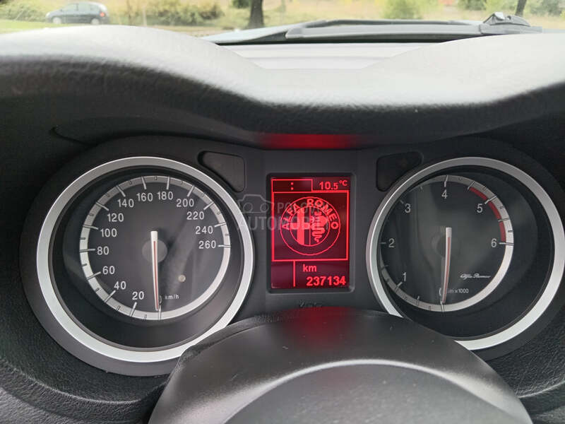Alfa Romeo 159 