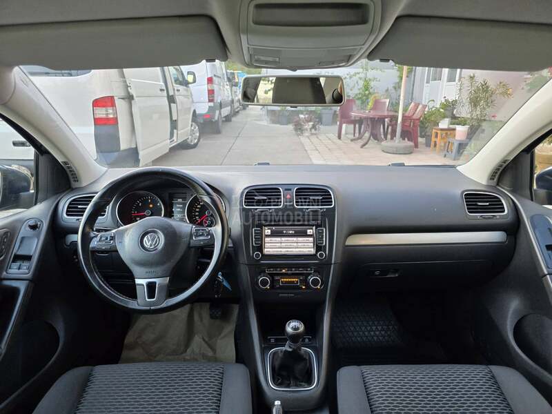 Volkswagen Golf 6 1.6TDI//BLUEMOTION/