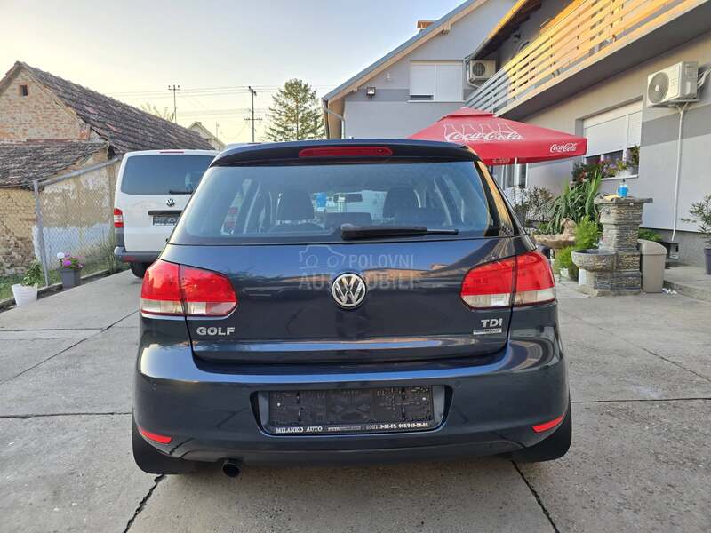 Volkswagen Golf 6 1.6TDI//BLUEMOTION/