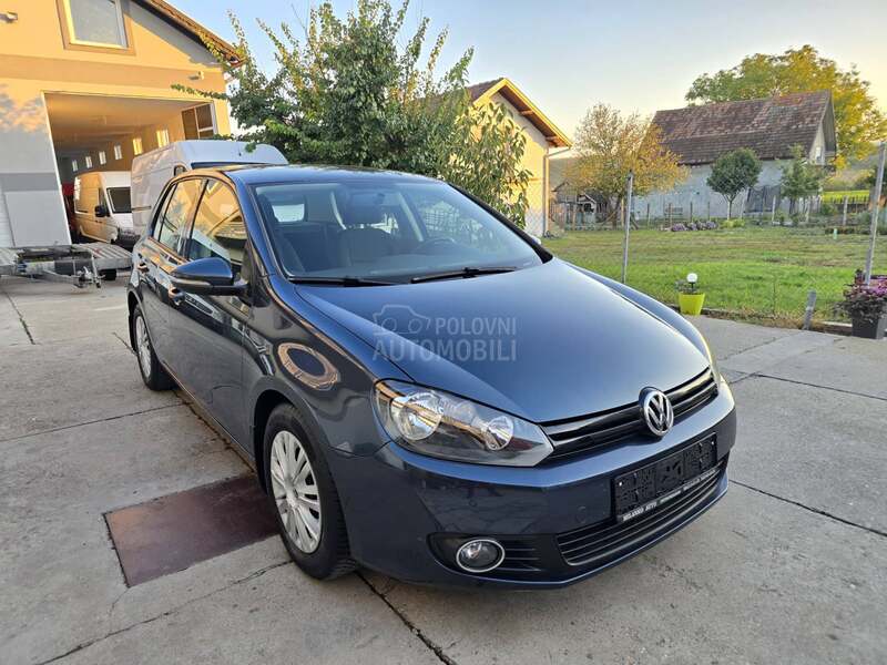 Volkswagen Golf 6 1.6TDI//BLUEMOTION/