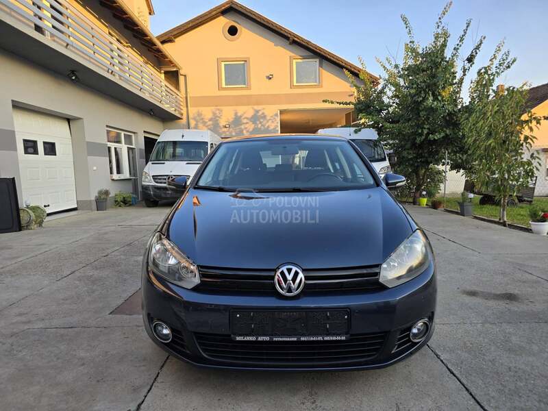 Volkswagen Golf 6 1.6TDI//BLUEMOTION/