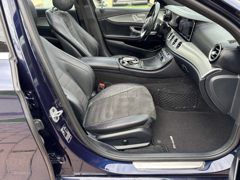 Mercedes Benz E 220 AMG PAN 360 MULTIB