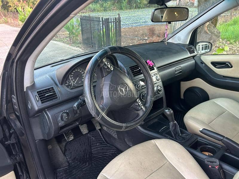 Mercedes Benz A 180 