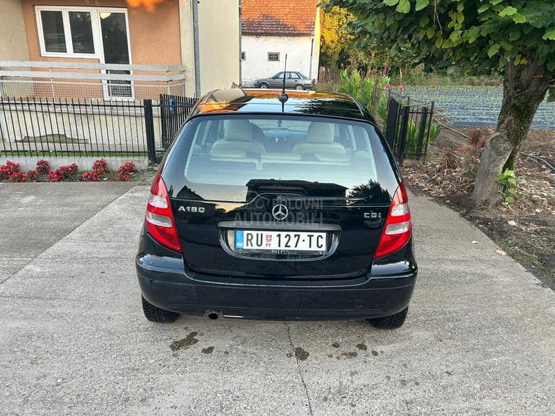 Mercedes Benz A 180 