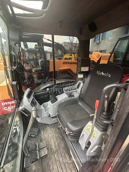 Kubota KX165