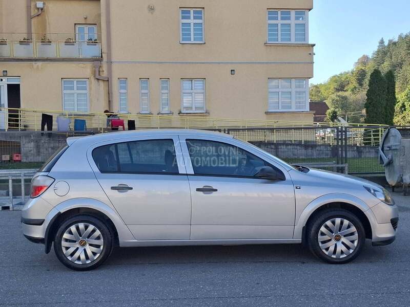 Opel Astra H 1.7CDTI