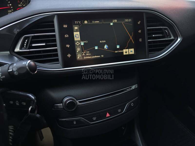 Peugeot 308 1.6 HDI PANO