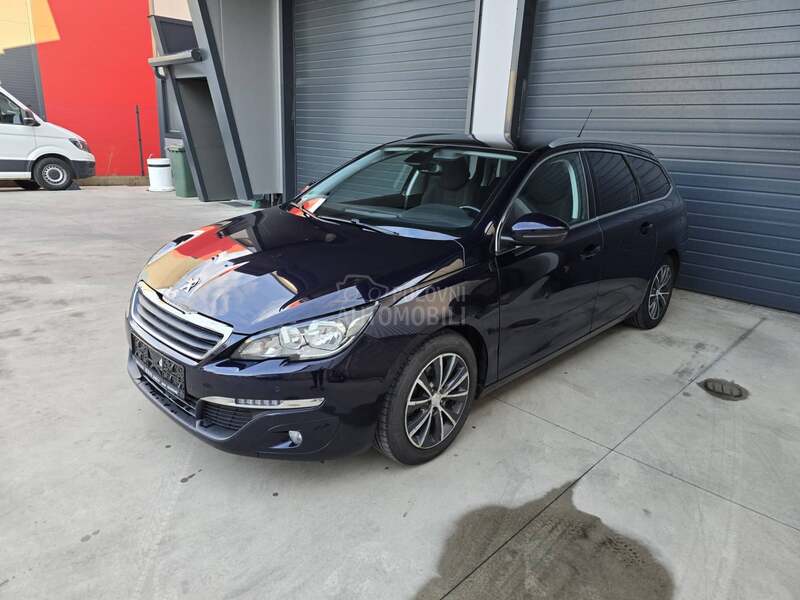 Peugeot 308 1.6 HDI PANO