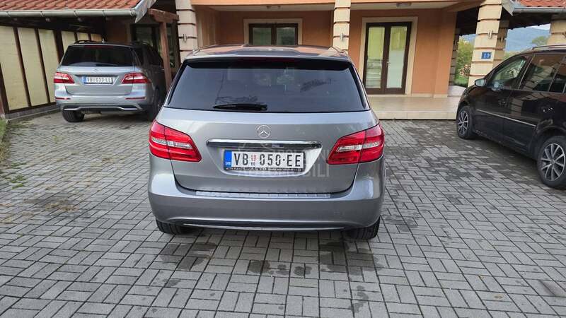 Mercedes Benz B 200 2.0 metan