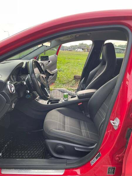 Mercedes Benz A 180 
