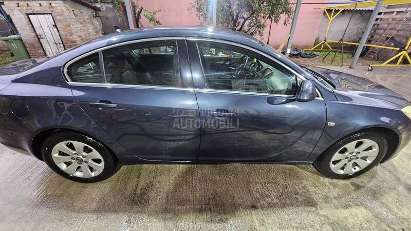 Opel Insignia 