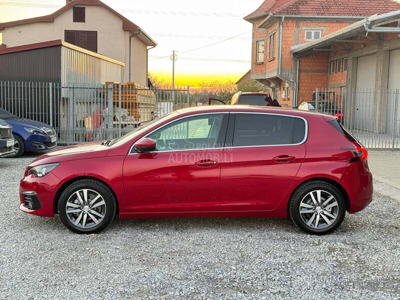 Peugeot 308 1.2 ALLURE