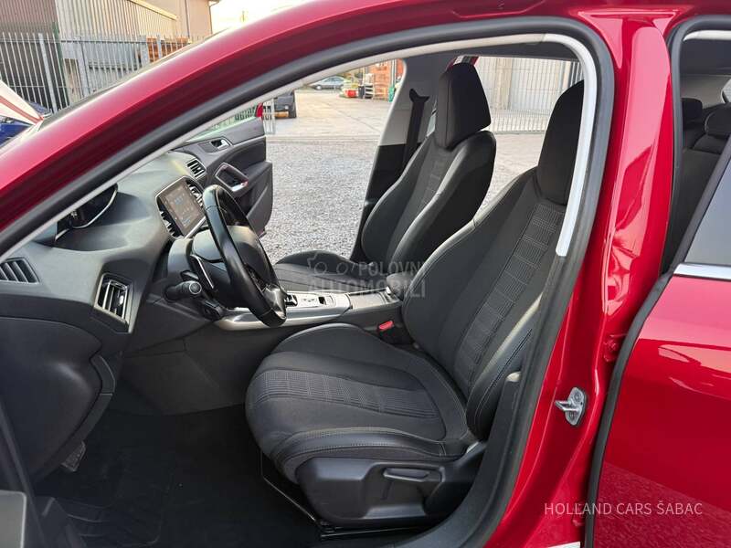 Peugeot 308 1.2 ALLURE