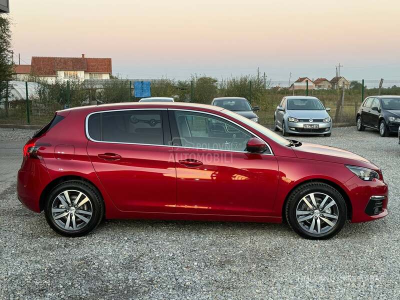 Peugeot 308 1.2 ALLURE