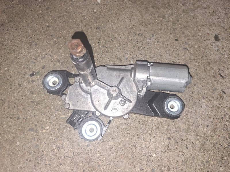 motoric zadnjeg brisaca