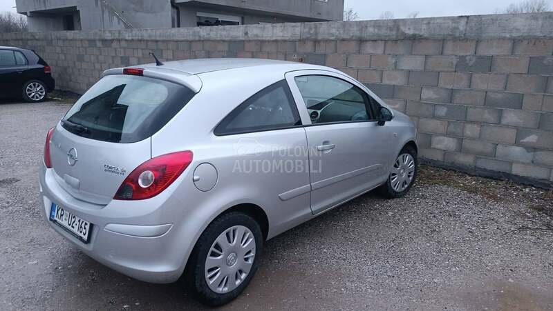 Opel Corsa D 1.2