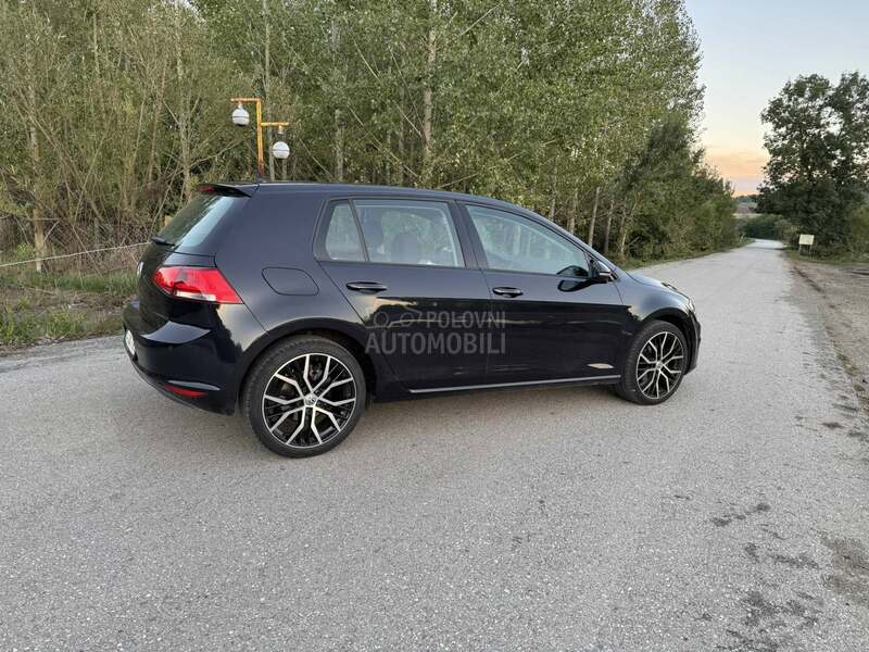 Volkswagen Golf 7 1.2tsi
