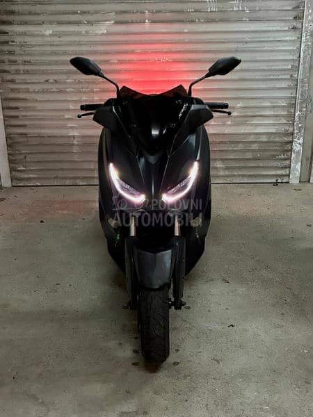 Yamaha XMAX X MAX 300
